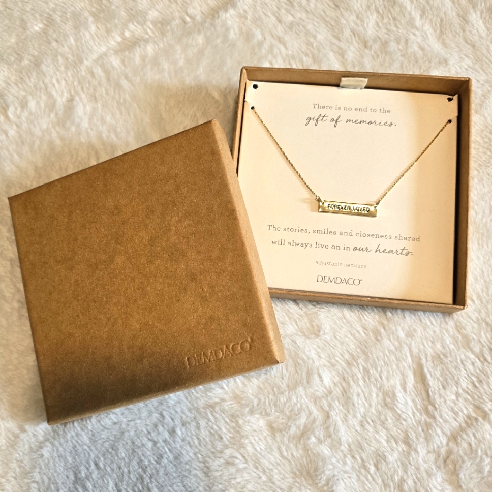 Demdaco Necklace Gold Jewelry Memories Forever Loved Nib New 20$